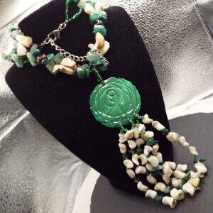 GREEN CARVED SHELL "ROSE", GREEN CHALCEDONY, SHELL PEARLS & ONYX NECKLACE D1